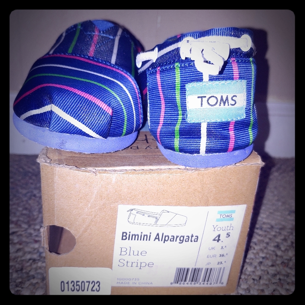 Toms
